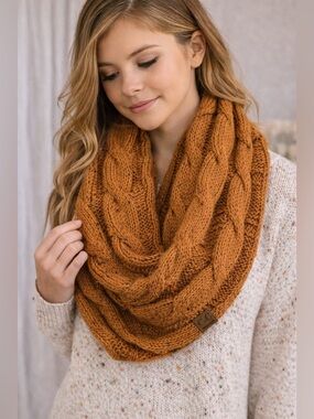 C.C Exclusives Chunky Knit Infinity Scarf Rust Orange Speckled Cozy